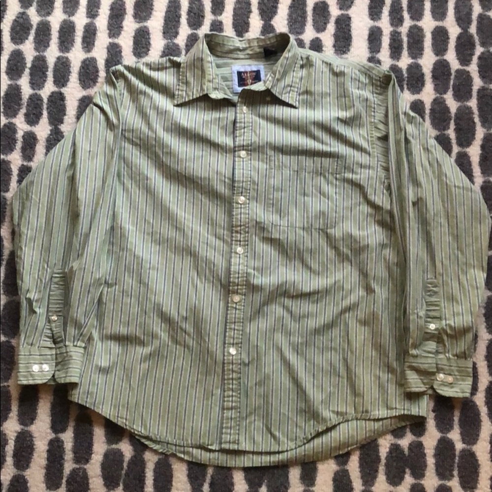Vintage Arrow Green Blue and White Button Down
